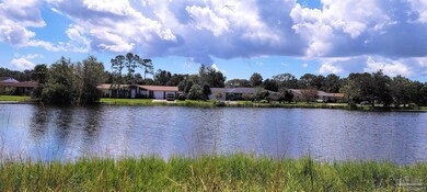 8112 Camelford Dr, Pensacola, FL 32506 - photo 4