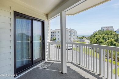 Back Porch/Balcony