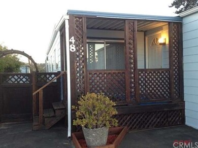 Front Deck and Entry