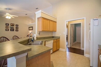 37 Duncan Dr, Crawfordville, FL 32327 - photo 4