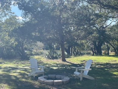 341 Cr 355, Elmaton, TX 77440 - photo 3