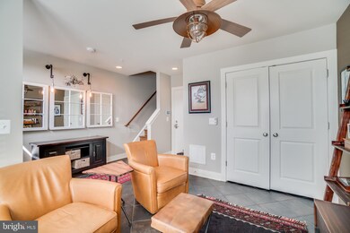 909 Montgomery St, Alexandria, VA 22314 - photo 7