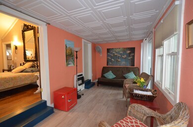 Enclosed Sun Porch with heat!