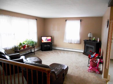 341 King St, Northfield, VT 05663 - photo 4