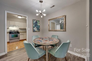 1031 Churchill Downs Ct unit E, Charlotte, NC 28211 - photo 5