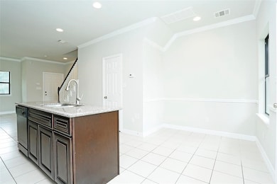 990 Grenshaw St unit B, Houston, TX 77088 - photo 7