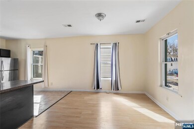 76 N 17th St, East Orange, NJ 07017 - photo 3