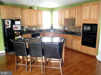 16327 Admeasure Cir, Woodbridge, VA 22191 - photo 5