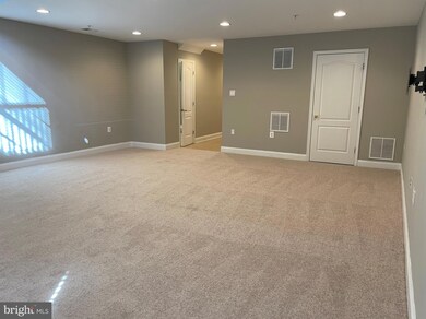 9127 Marlove Oaks Ln, Owings Mills, MD 21117 - photo 5