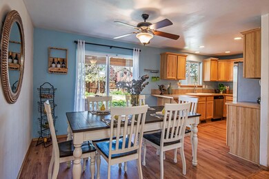 2033 NW Joshua Tree Ct Redmond-large-005