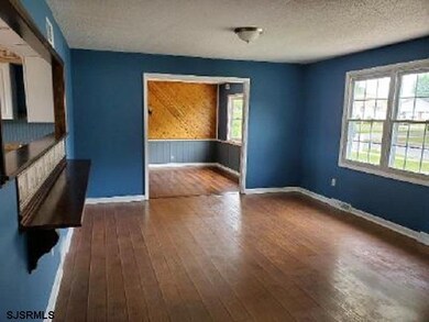 13 Francis Dr, Pennsville, NJ 08070 - photo 2