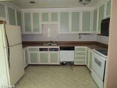 12189 Bristle Cone Ln, Ruther Glen, VA 22546 - photo 6