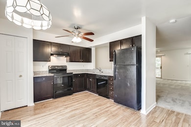 7323 Eden Brook Dr, Columbia, MD 21046 - photo 3