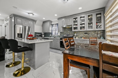 113 Kent Rd, Valley Stream, NY 11580 - photo 6