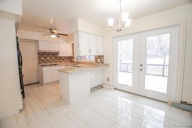 21875 Beech Rd, Southfield, MI 48033 - photo 6