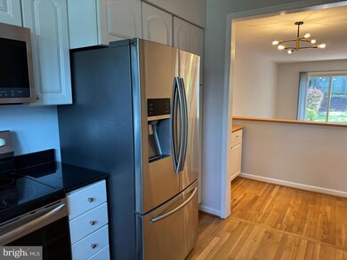 1947 Kirby Rd, McLean, VA 22101 - photo 4