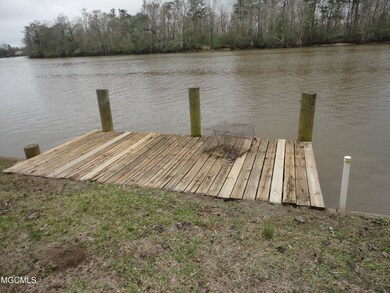 9129 Riverlodge Dr, Moss Point, MS 39562 - photo 4