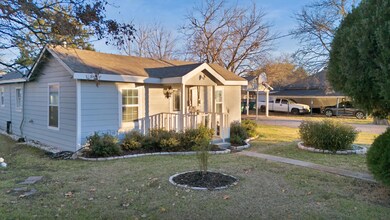 209 N Texas St, Celina, TX 75009 - photo 3