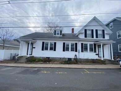 23 Hancock St unit 1, Peabody, MA 01960 - photo 2