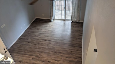 1037 Tristram Cir unit 7, Mantua, NJ 08051 - photo 3