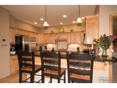 Convenient Kitchen Bar