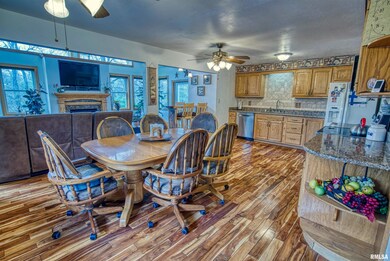 4353 N Koerner Rd, Peoria, IL 61615 - photo 7