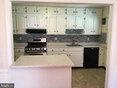 24 Wilfred Ct, Towson, MD 21204 - photo 6