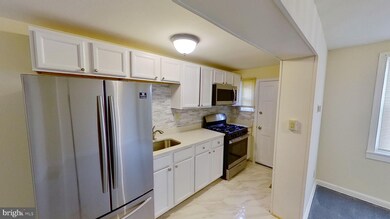 5033 Chalgrove Ave, Baltimore, MD 21215 - photo 5