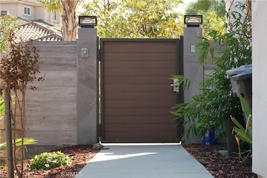 21734 Appaloosa Ct, Canyon Lake, CA 92587 - photo 5