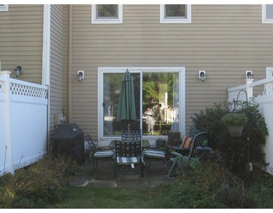 15 Merlin Ct unit 15, Worcester, MA 01602 - photo 2
