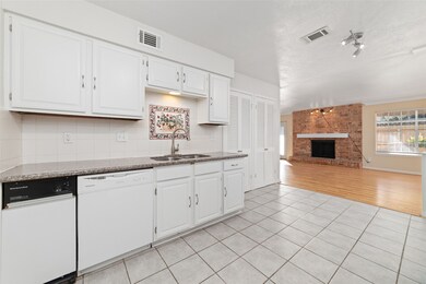 1541 W Sam Houston Pkwy S, Houston, TX 77042 - photo 7