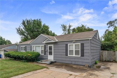 8205 E 86th Terrace, Raytown, MO 64138 - photo 3