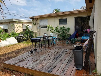 270 SW 8th St, Dania, FL 33004 - photo 5