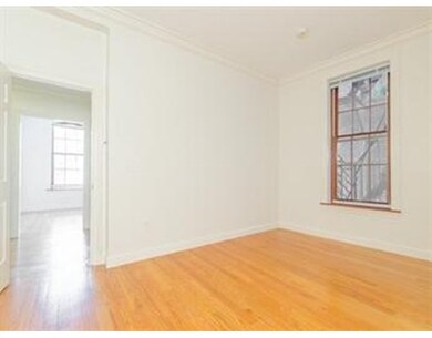 421 Hanover St unit 42, Boston, MA 02113 - photo 6