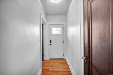 108 Ardmore Rd, West Hartford, CT 06119 - photo 5