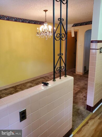 1104 Springfield Rd, Darby, PA 19023 - photo 7