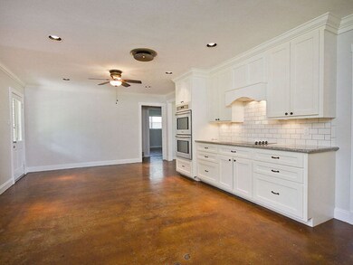 1220 Chestnut St, San Marcos, TX 78666 - photo 5