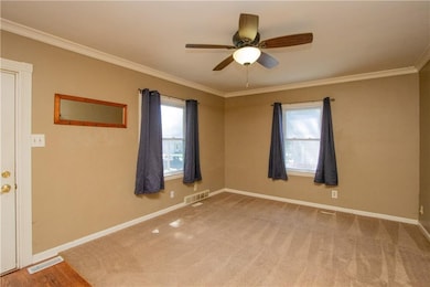 507 Broad St, Des Moines, IA 50315 - photo 2