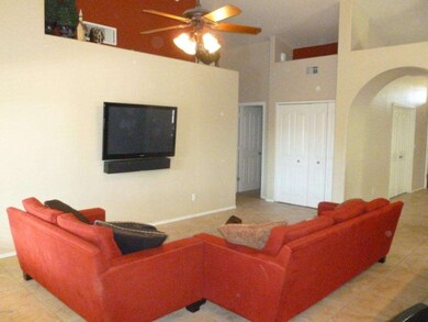 3601 E Decatur - Family Room