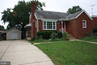 2261 Lewisdale Dr, Hyattsville, MD 20783 - photo 4