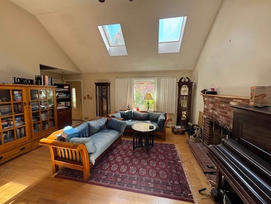 20 Locke Mill Dr, Litchfield, NH 03052 - photo 6