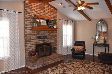 1916 W Shawntel Smith Blvd, Muldrow, OK 74948 - photo 3