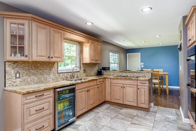 4234 Fredericksburg Ave, Columbus, OH 43228 - photo 3