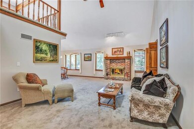 8512 Westgate St, Lenexa, KS 66215 - photo 5