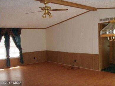 1501 Flanders Ln, Harwood, MD 20776 - photo 6