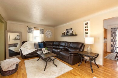 742 Stephan Ave, Waterloo, IA 50701 - photo 2