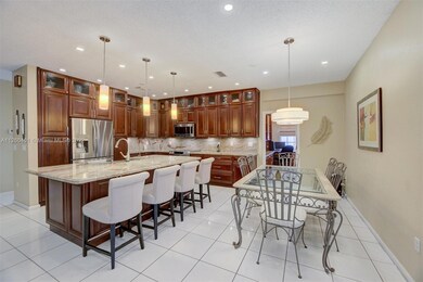 Kitchen and Breakfast area