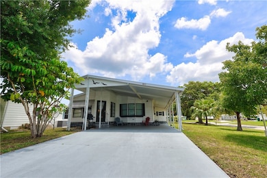 821 Bougainvillea Cir, Sebastian, FL 32976 - photo 4