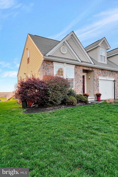 14214 Shelby Cir, Hagerstown, MD 21740 - photo 2