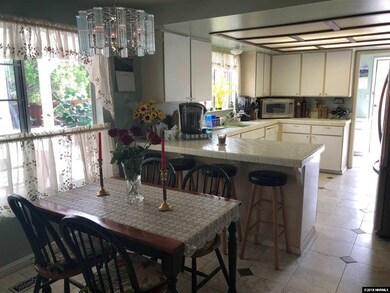 437 Michele Way, Sparks, NV 89431 - photo 5